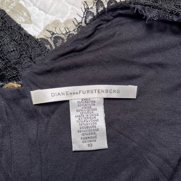 Diane Von Furstenberg Zarita Lace Mini Dress, size 10 MobWife RetroGlam Luxury - Picture 2 of 10